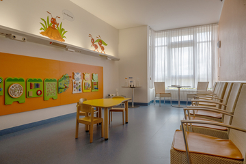 Wartebereich der Zentralen Notaufnahme - Kindermedizin - Immanuel Klinikum Bernau bei Berlin