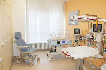 Neugeborenen-Einheit mit Inkubator- Kindermedizin - Immanuel Klinikum Bernau bei Berlin